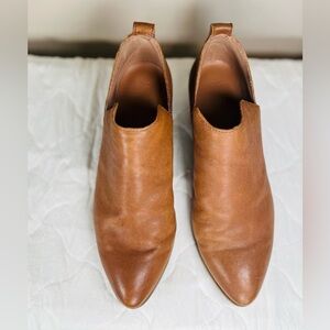 Women’s Frye Rowen Leather Ankle Bootie Slip-on Point Toe Color Cognac Size 8 M